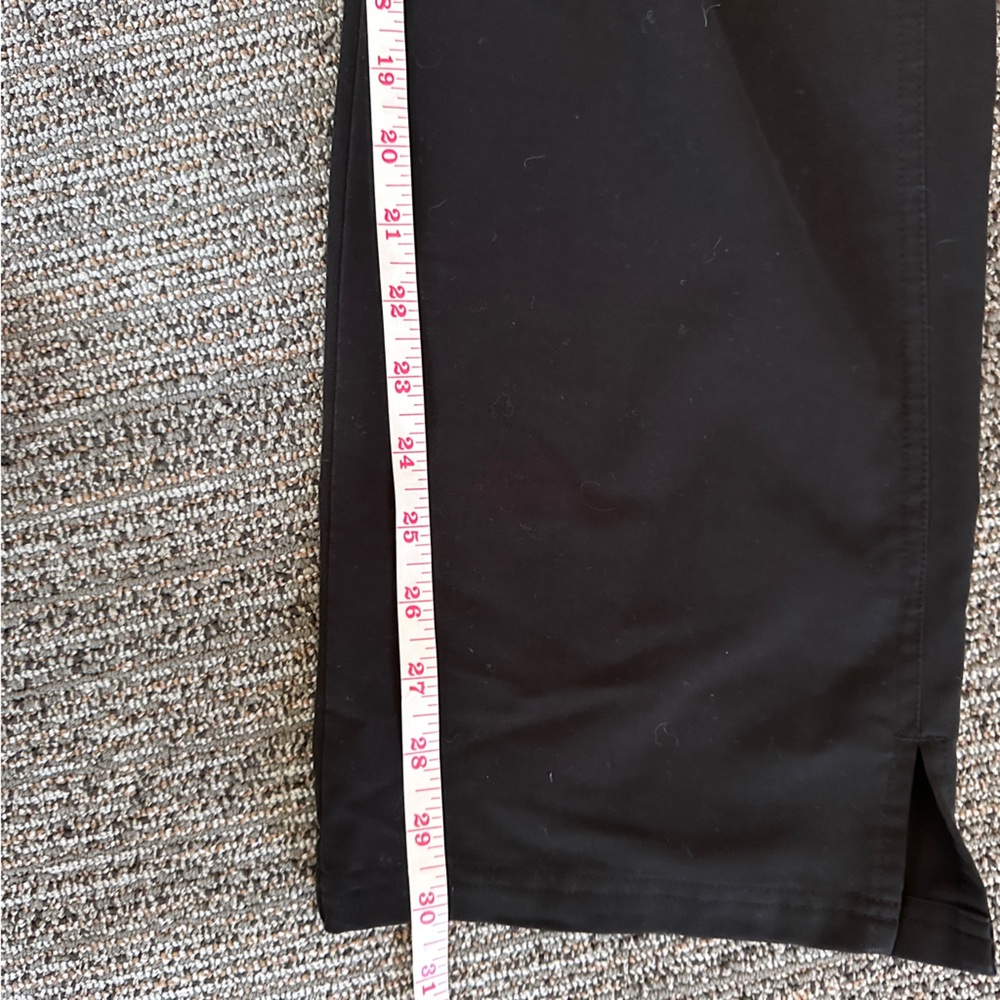 Figs Kade Cargo Scrub Pants Black women’s M - Picture 14 of 16